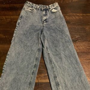 hgih rise blue jeans